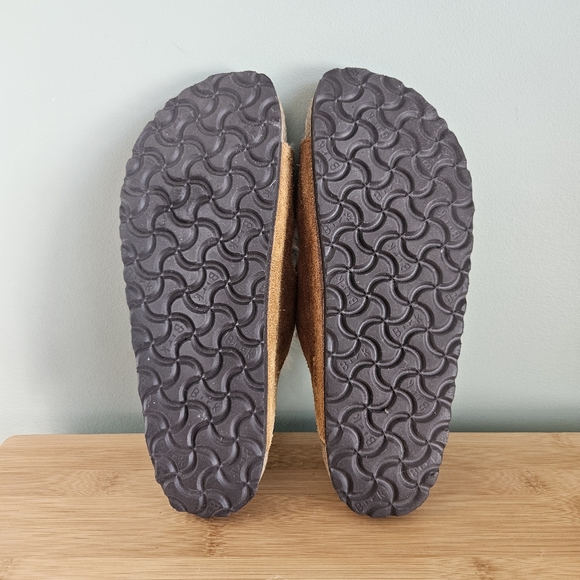 Birkenstock Size 40 - Picture 2 of 11